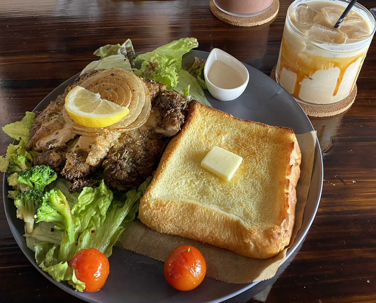 Creative French Toast in Okinawa（クリエイティブフレンチトースト沖縄）
